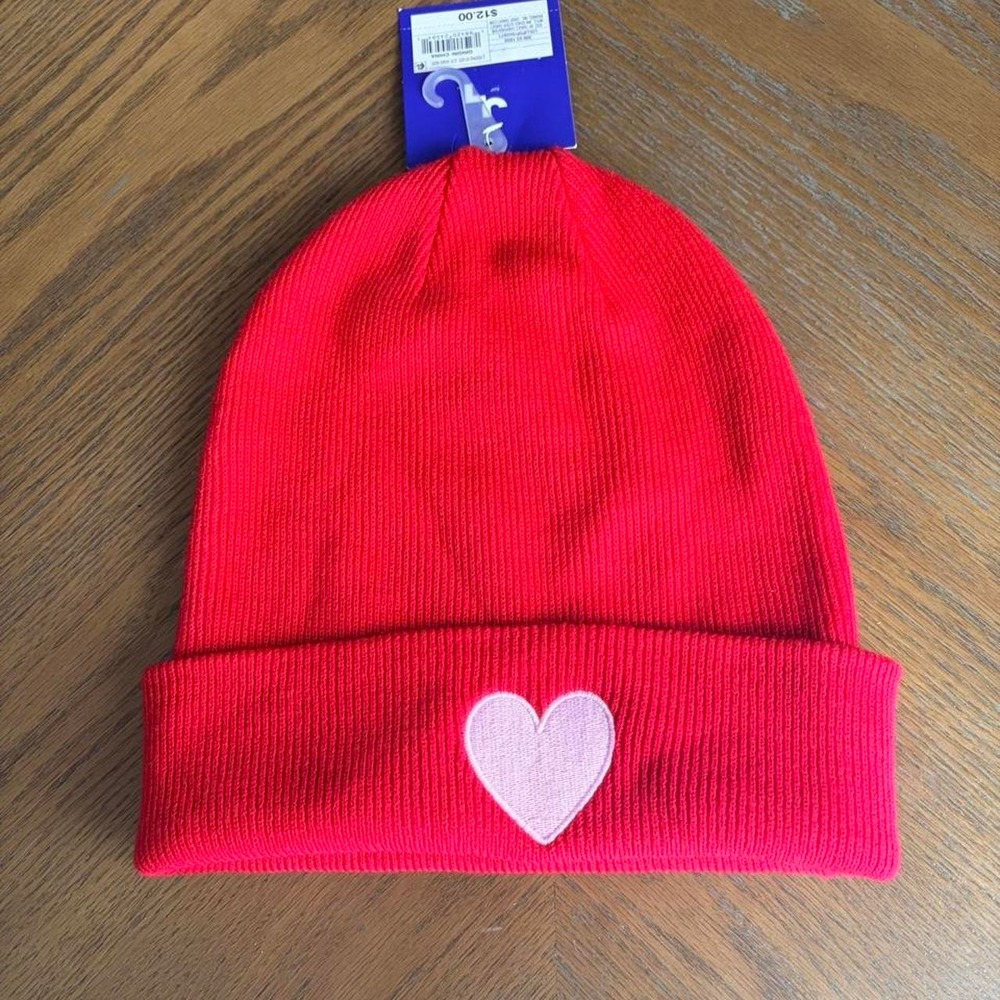 Joy Lab Red acrylic beanie with white heart